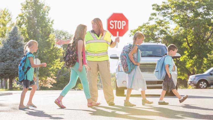 Ways to stay safe on the roads as a pedestrian - Saferoads