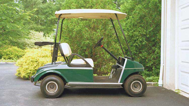 Golf Carts: Gas Versus Electric | State Farm®